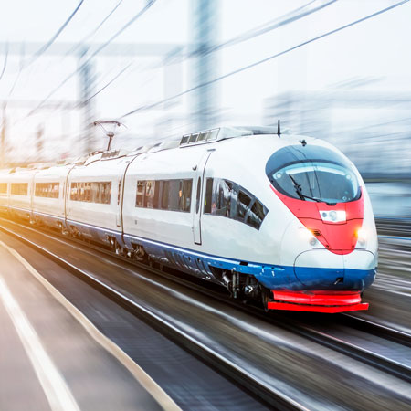Die Bahntechnik nutzt die induktiven Bauteile von Inductron für technische Elemente im Fernverkehr oder dem ÖPNV.